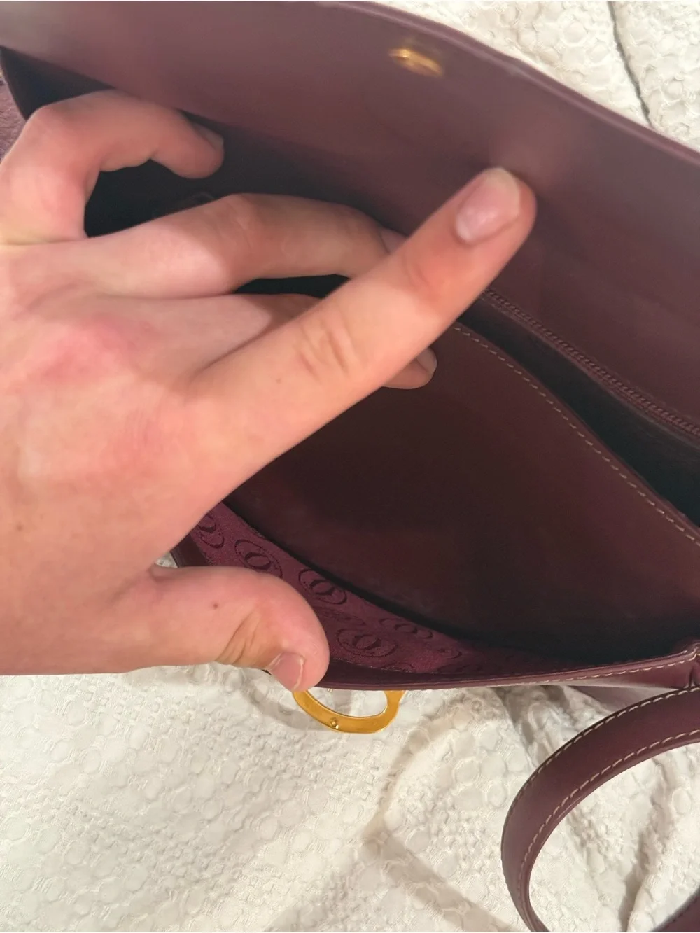 Vintage Cartier Must Line Shoulder Bag in Bordeaux leather, USED